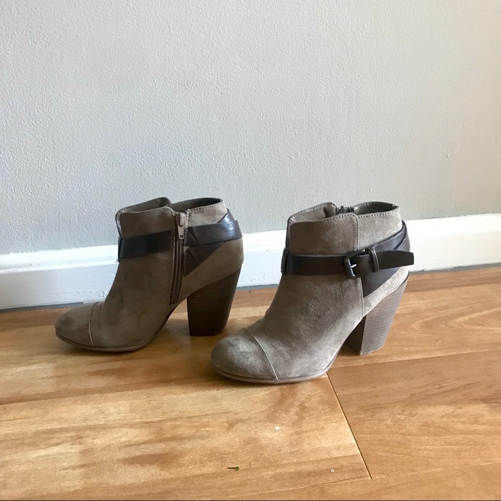 Carlos by Carlos Santana Booties